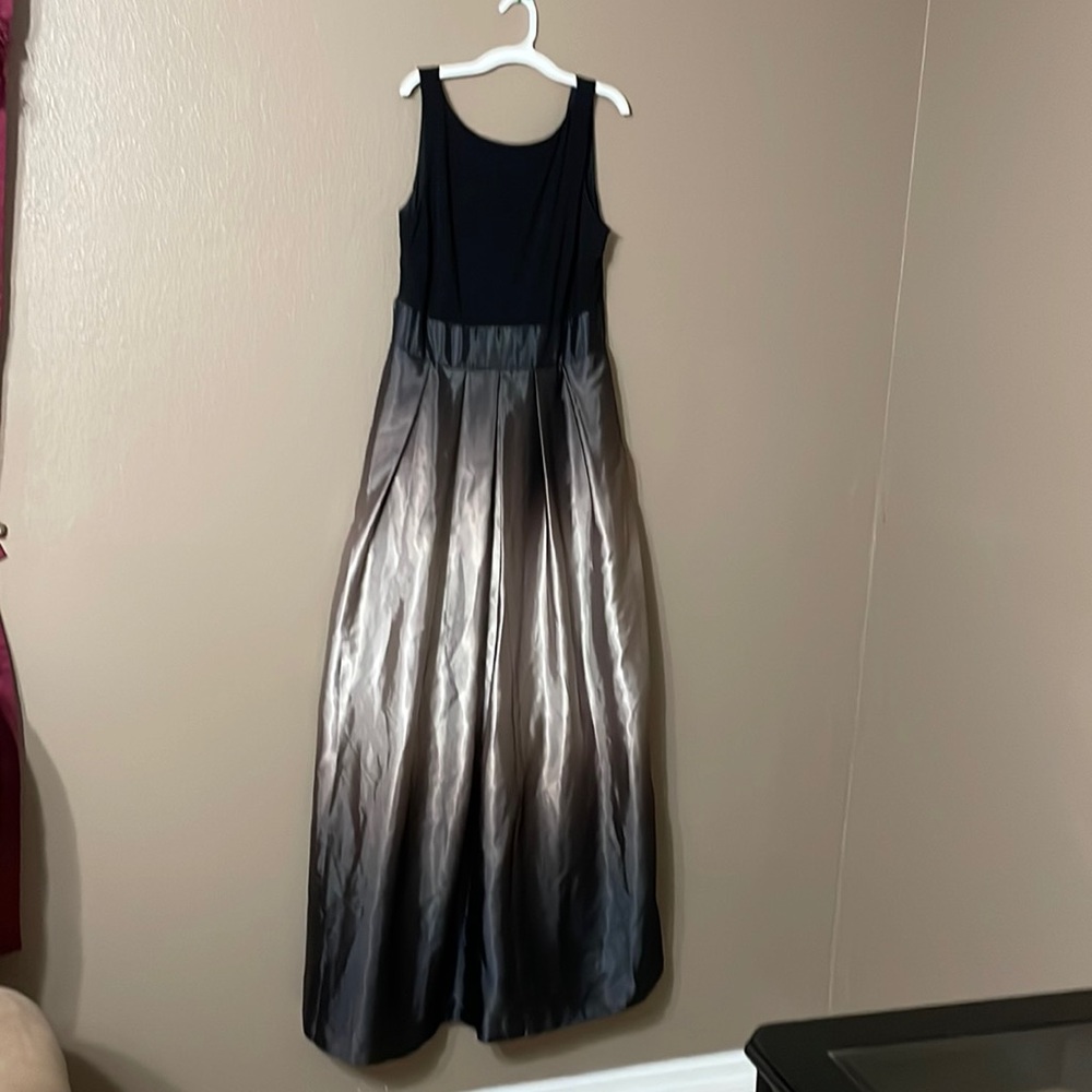 SLNY ombré gown